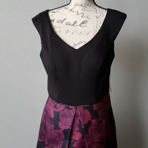 Women New formal long dress size 12